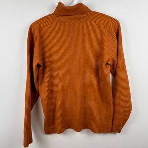 Everlane Wool Turtleneck Sweater size medium* burnt copper orange cozy wool